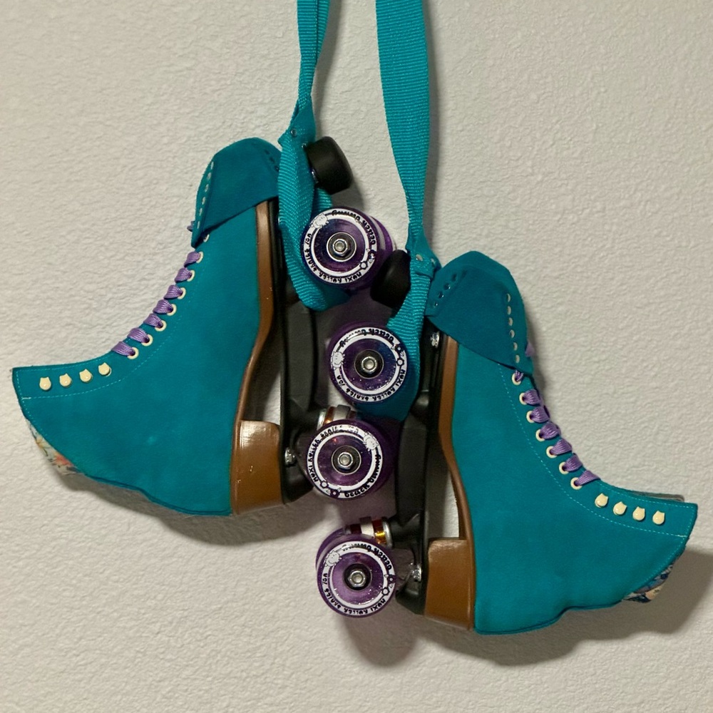Jade Moxie Lolly Roller Skates sz7 Special Order Color